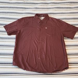 Volcom Mens Size XL Tailored Short Sleeve Shirt